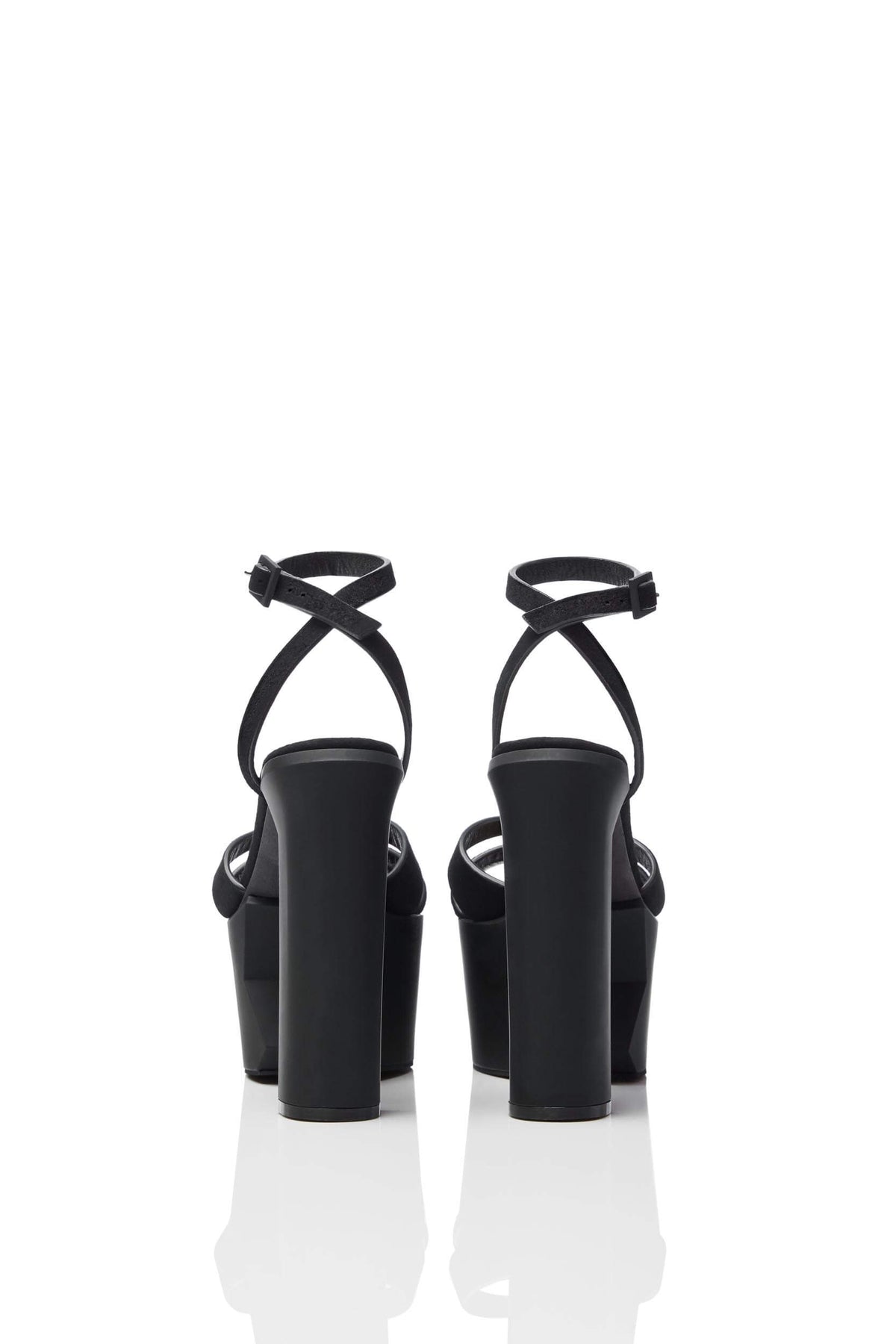 HAIKI 801 – Multi-band platform sandal with self-adjusting ankle strap. Made of Soft Kidsuede in black. 