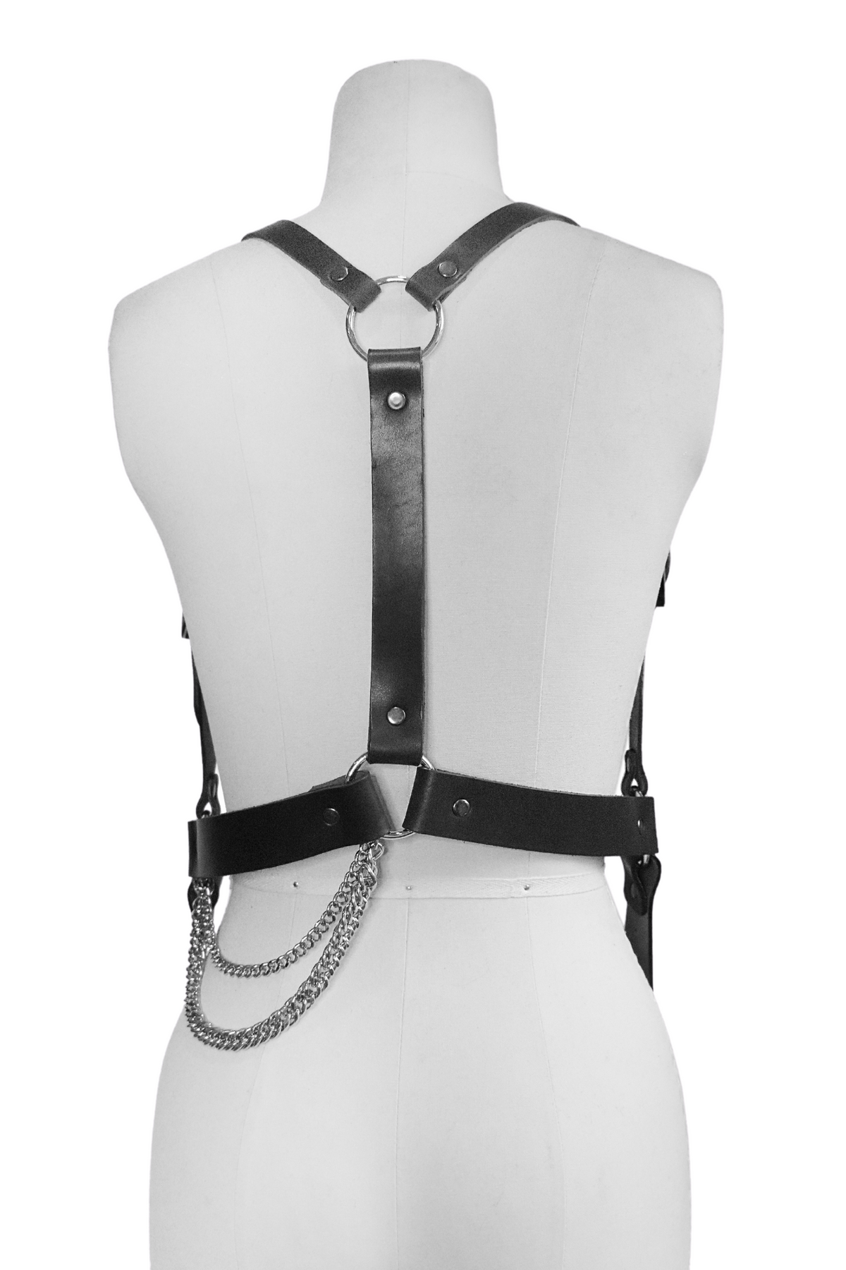 LEATHER HARNESS WITH CHAIN